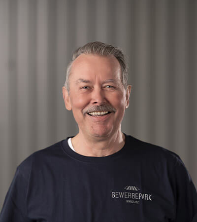 Mitarbeiter Lagerlogistik Harry Baghun